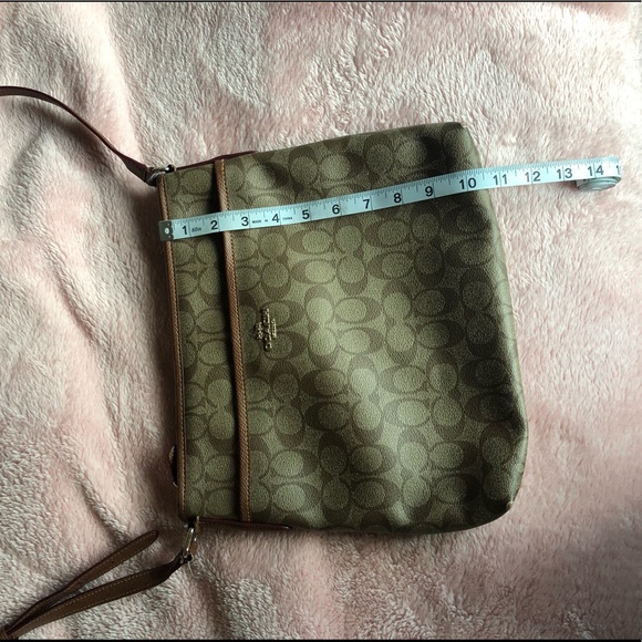 Coach File Crossbody in Signature Canvas Purse - Picture 9 of 11